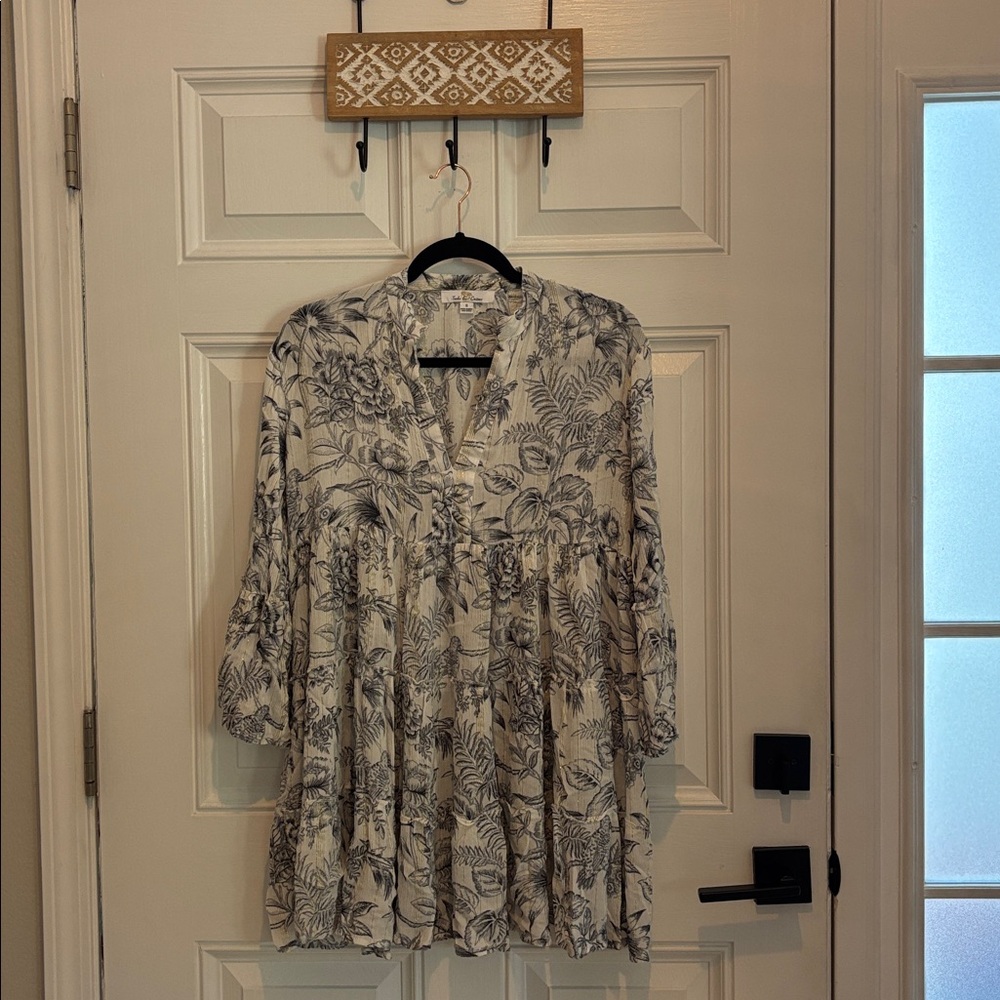 WORN ONCE TURKS & CAICOS BOHO TIERED RUFFLE DRESS FLORAL SPRING RESORT SIZE S